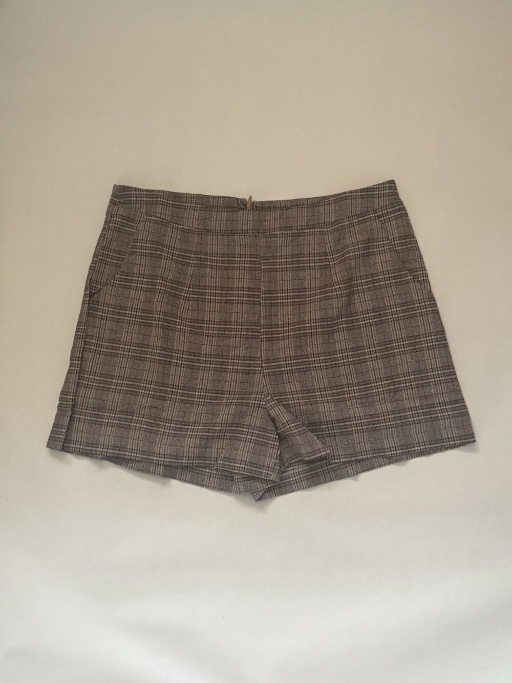 NWT Hayden‎ LA Brown Plaid Woven Shorts Size L Academic Preppy Check